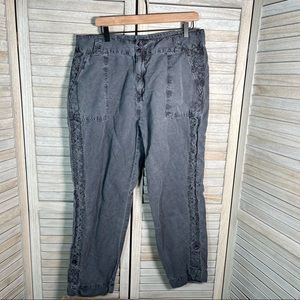 Sundance Women's 16 Lightweight Lace Trim Linen Pants